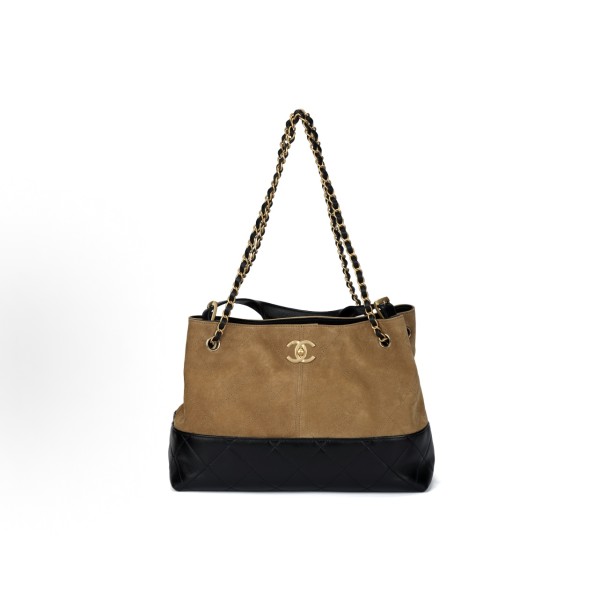 CHANEL 26S/ 25A single-shoulder handbag, small size