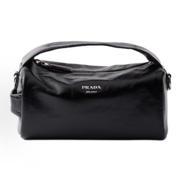 PRADA men\'s black handbag, featuring fashionable, trendy and exquisite craftsmanship