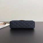 Chanel 25C denim CF mini hood bag combines exquisite and casual features