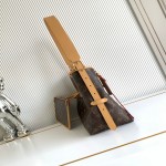 CarryAll small handbag MB163c01 dynamic variable code chip with complete packaging