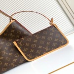 CarryAll small handbag MB163c01 dynamic variable code chip with complete packaging