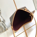 CarryAll small handbag MB163c01 dynamic variable code chip with complete packaging